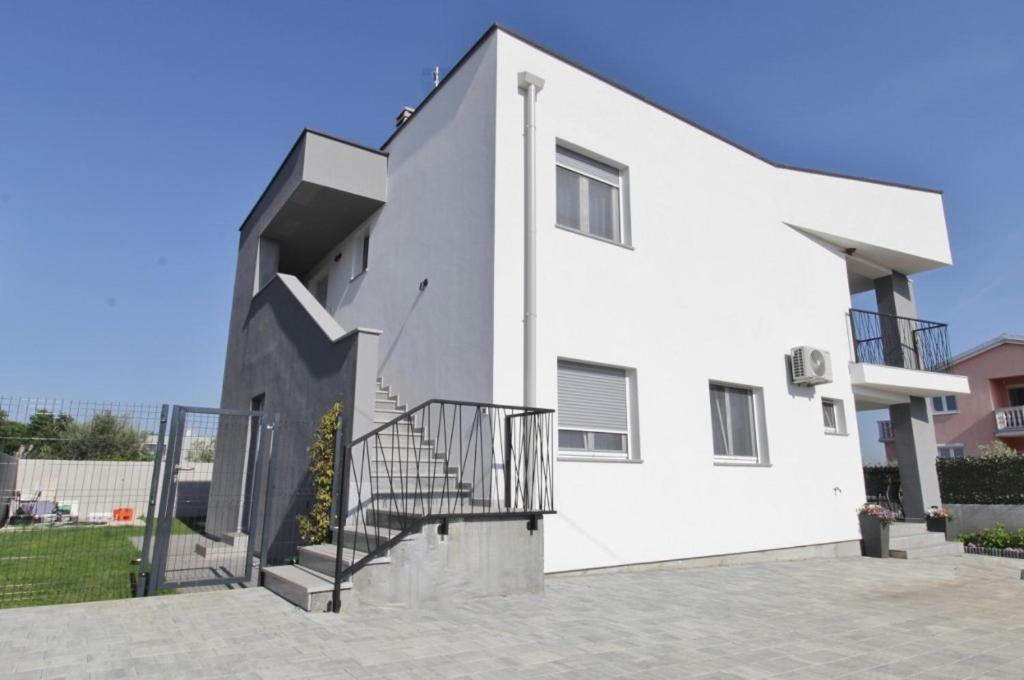 Apartments La Mar Zambratija Exterior photo